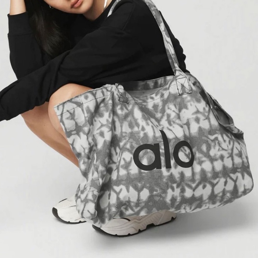 ALO Tote